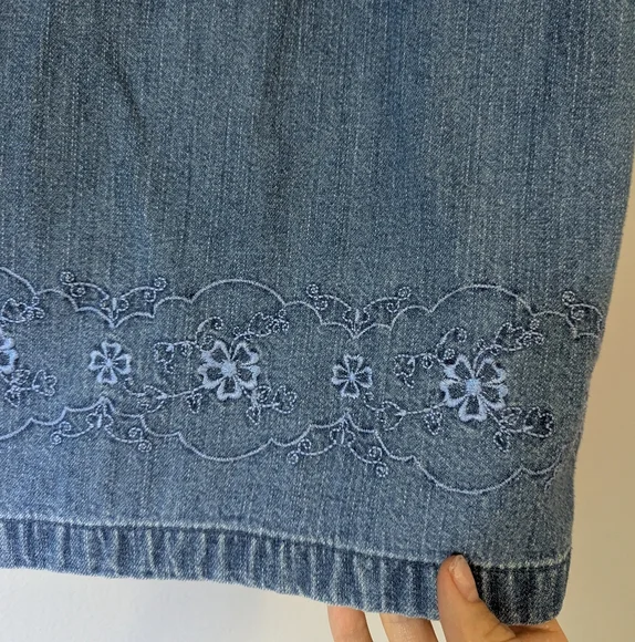 Vintage Cherokee Floral Embroidered Denim Shift Dress Sleeveless Size S - Picture 3 of 6